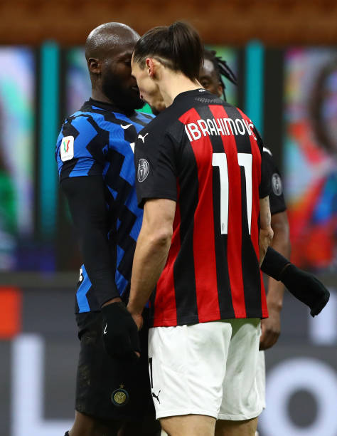 无虚席的场 无虚席的场